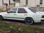 Mercedes-Benz W124 200d