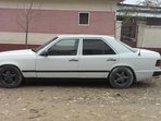 Mercedes-Benz W124 200d