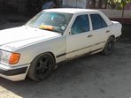 Mercedes-Benz W124 200d