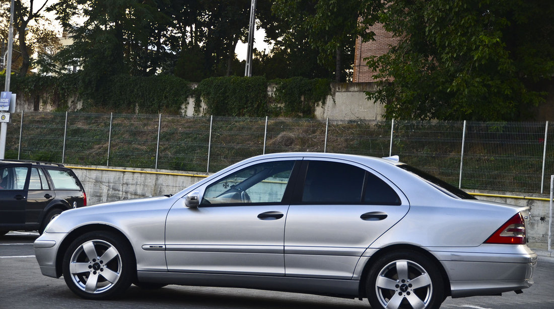 Mercedes C 220 1 2002