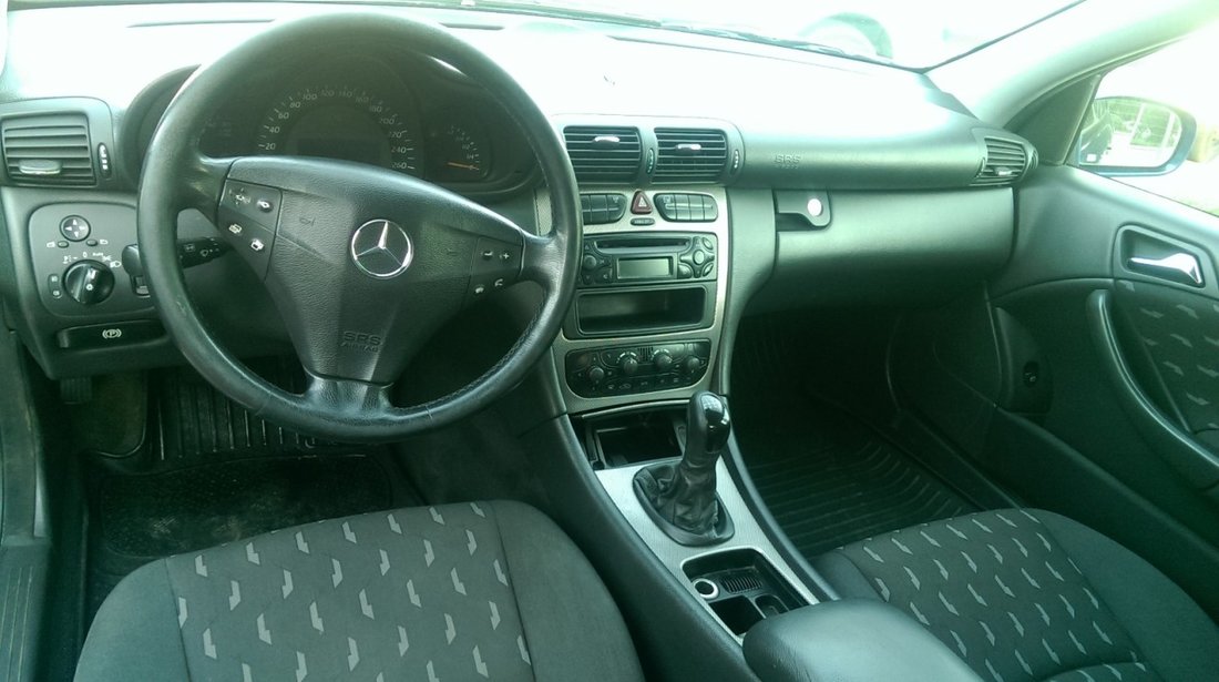 Mercedes C 220 2,2 2001