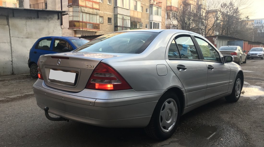 Mercedes C 220 2.2 CDI 2003