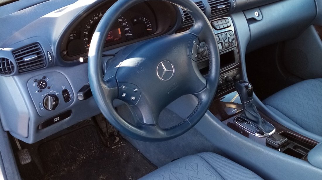 Mercedes C 240 2,6 2003