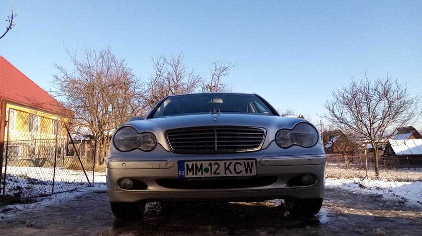 Mercedes C 240 2,6 2003