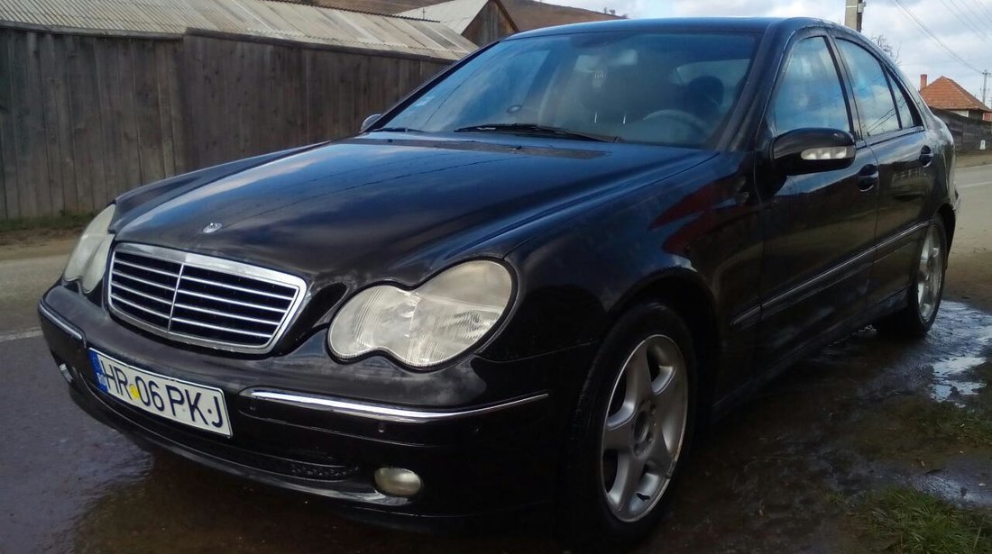 Mercedes C 270 3300 euro 2002