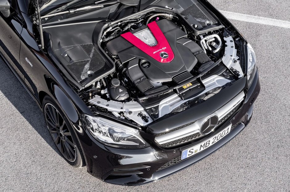 Mercedes C-Class Cabrio si Coupe facelift