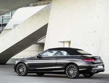 Mercedes C-Class Cabrio si Coupe facelift