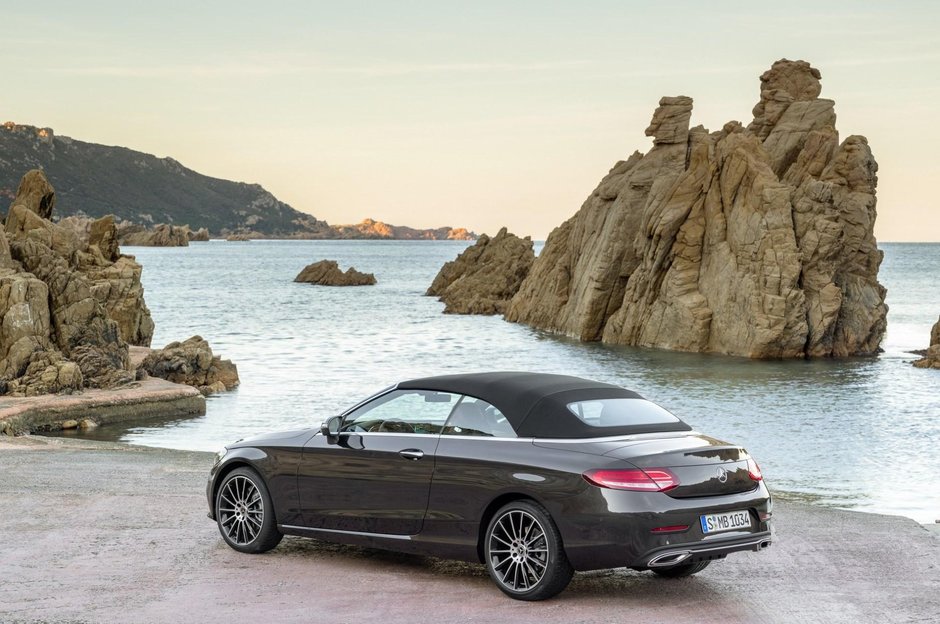 Mercedes C-Class Cabrio si Coupe facelift