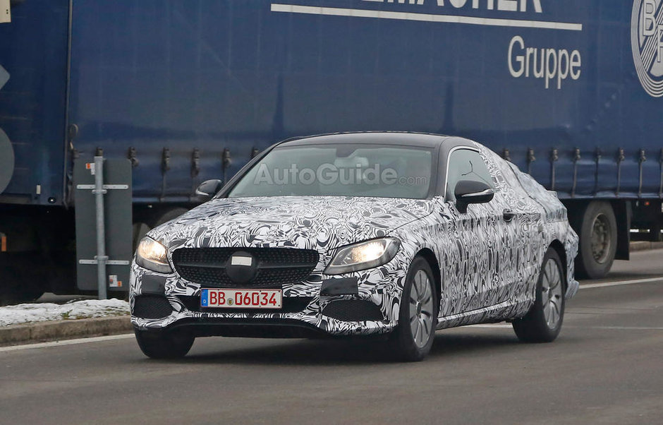 Mercedes C-Class Coupe - Poze Spion