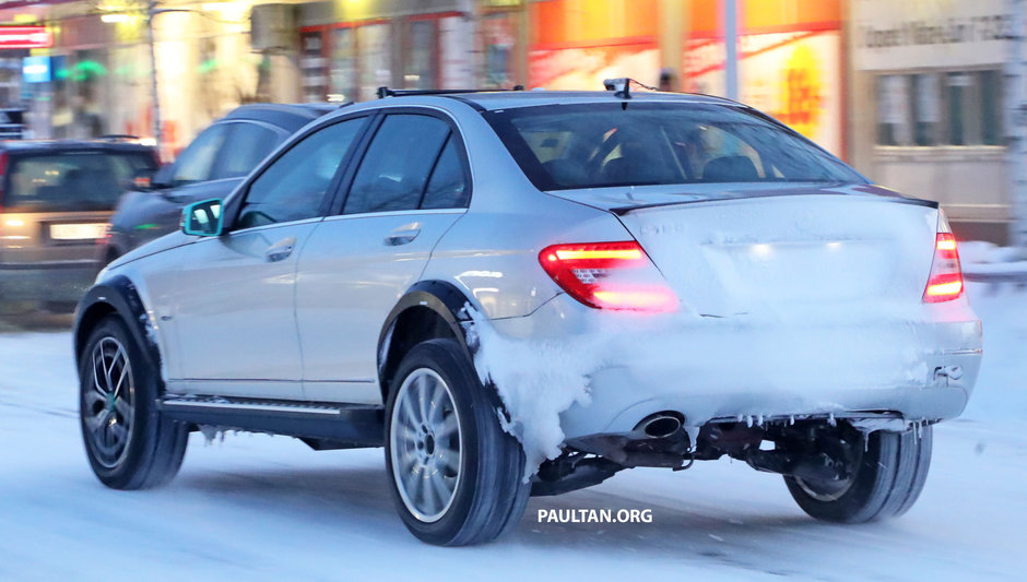 Mercedes C-Class pe steroizi