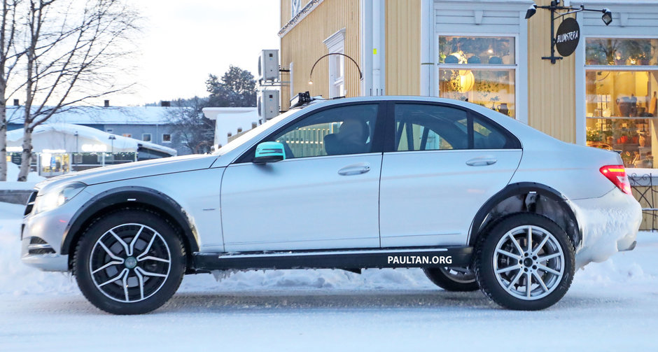 Mercedes C-Class pe steroizi