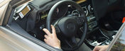 Noi imagini spion cu viitorul Mercedes C-Class - inclusiv cu interiorul