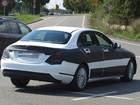 Mercedes C-Class Sedan - Poze Spion
