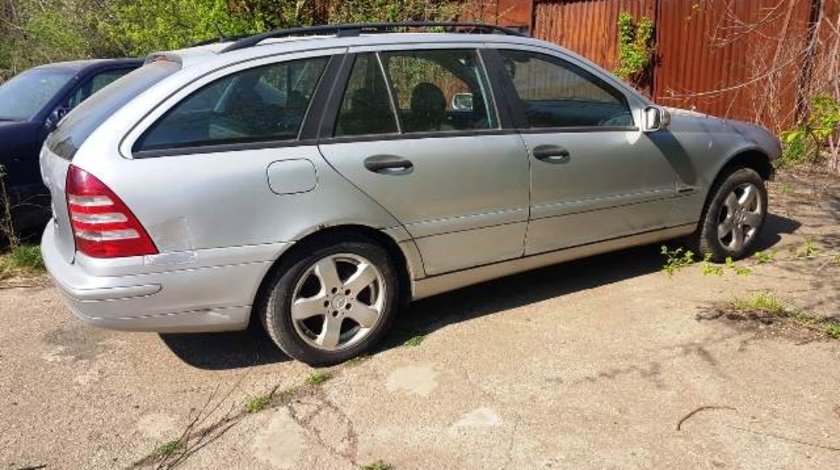 Mercedes C220 S203 2.2cdi 2001; Combi
