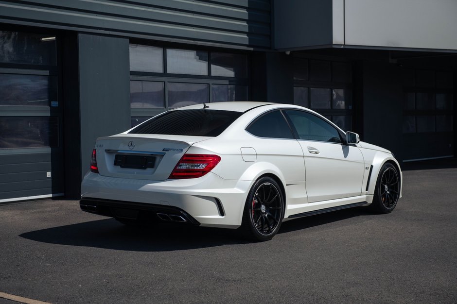 Mercedes C63 AMG Black Series de vanzare