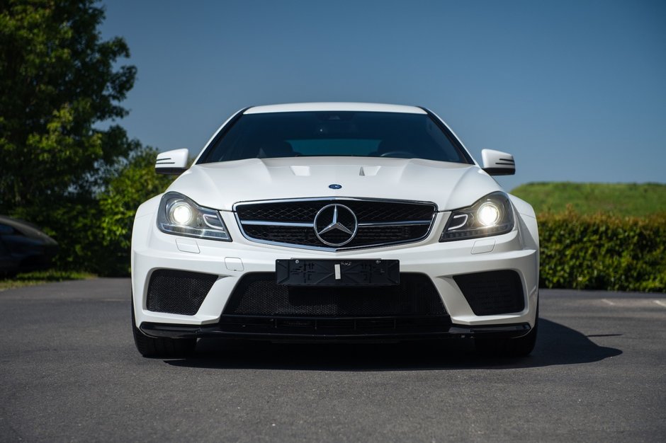 Mercedes C63 AMG Black Series de vanzare