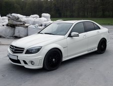 Mercedes C63 AMG by Kubatech