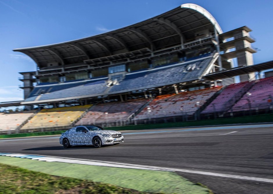 Mercedes C63 AMG Coupe - Noi poze spion