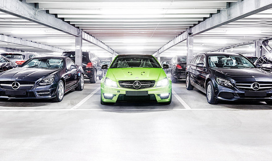 Mercedes C63 AMG Coupe Viper Green Legacy Edition