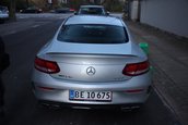 Mercedes C63 AMG cu rotile furate