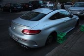 Mercedes C63 AMG cu rotile furate