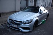 Mercedes C63 AMG cu rotile furate