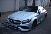 Mercedes C63 AMG cu rotile furate