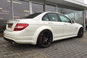 Mercedes C63 AMG de 700 CP