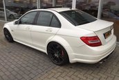 Mercedes C63 AMG de 700 CP