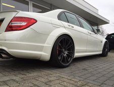 Mercedes C63 AMG de 700 CP