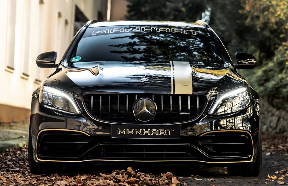 Mercedes C63 AMG de la Manhart Performance