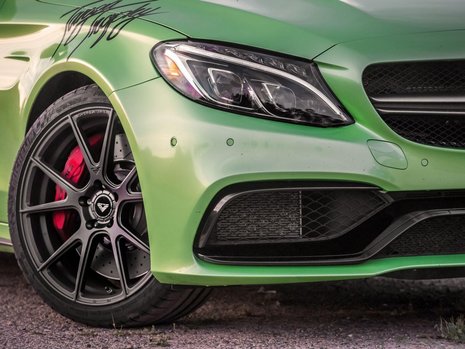 Mercedes C63 AMG de la Vorsteiner