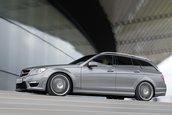 Mercedes C63 AMG Facelift - Primele fotografii oficiale