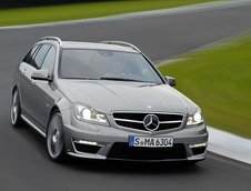 Mercedes C63 AMG Facelift - Primele fotografii oficiale