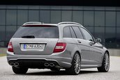 Mercedes C63 AMG Facelift - Primele fotografii oficiale