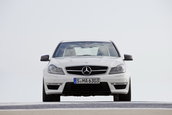 Mercedes C63 AMG - Galerie Foto