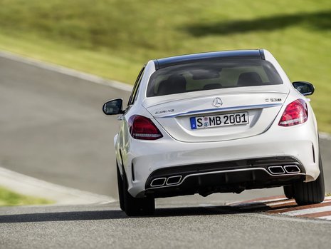 Mercedes C63 AMG - Galerie Foto