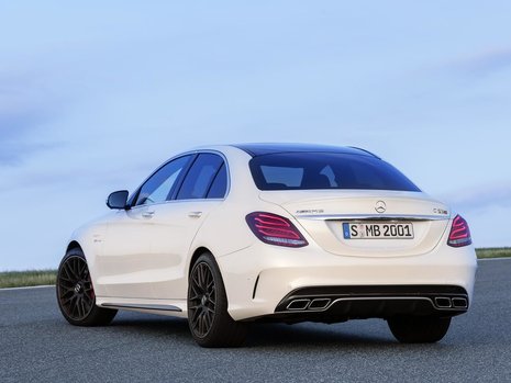 Mercedes C63 AMG - Galerie Foto