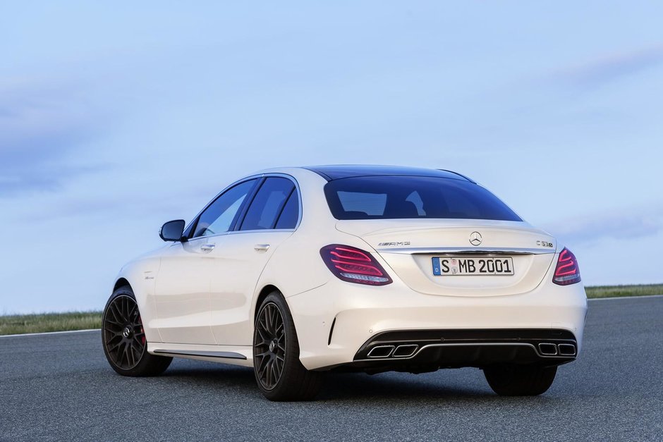 Mercedes C63 AMG - Galerie Foto