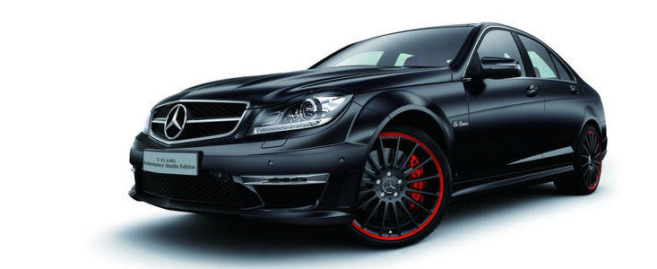 Mercedes C63 AMG Performance Studio Edition - Special pentru Japonia Mercedes C63 AMG Performance Studio Edition - Special pentru Japonia