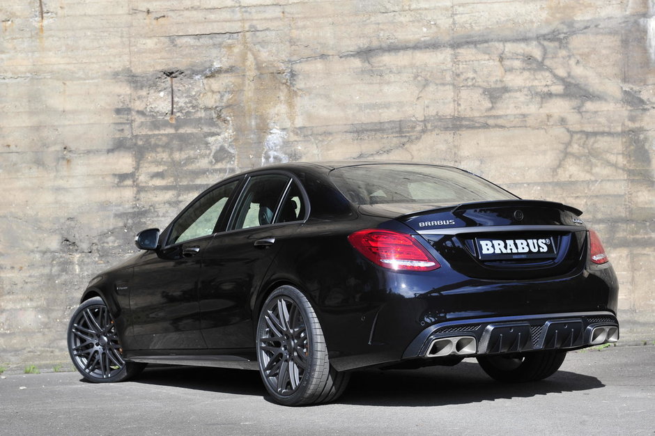 Mercedes C63 AMG S by Brabus