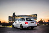 Mercedes C63 AMG T-Modell by Loewenstein