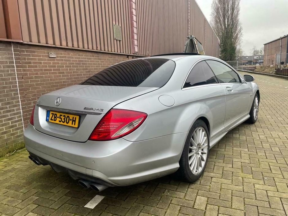 Mercedes CL63 AMG cu instalatie GPL