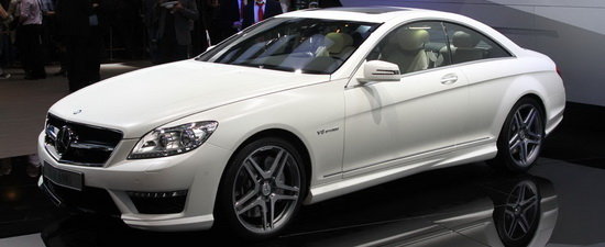 Mercedes CL63 AMG mixeaza eleganta si sportivitatea intr-un coupe de lux