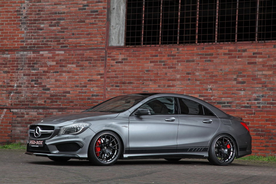 Mercedes CLA45 AMG de la Schmidt Revolution