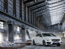 Mercedes CLA45 AMG - Galerie Foto