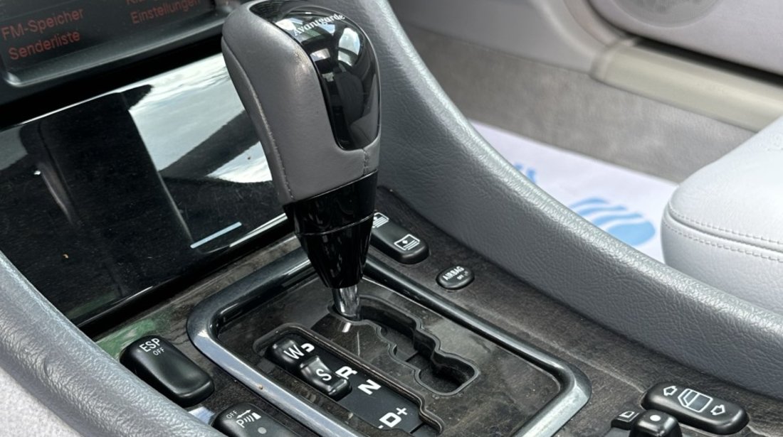 Mercedes CLK 430 430 Avantgarde V8 Xenon Navi Piele PDC Trapa 2001 2001