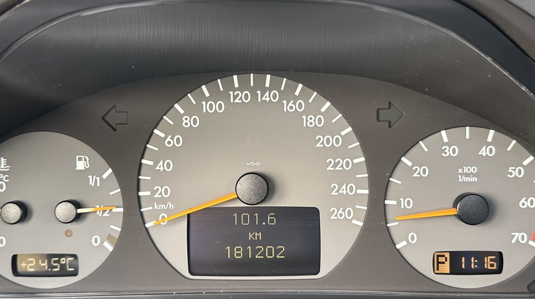 Mercedes CLK 430 430 Avantgarde V8 Xenon Navi Piele PDC Trapa 2001 2001