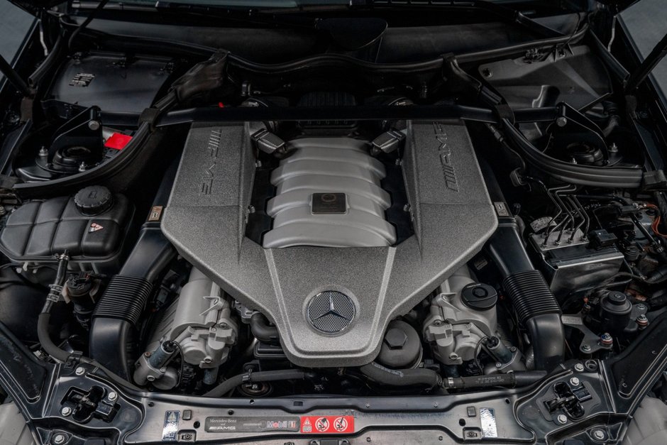 Mercedes CLK63 AMG Black Series de vanzare