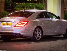 Mercedes CLS incrustat cu diamante